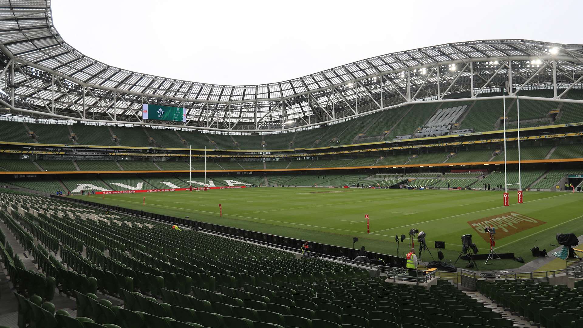 才在这里脱 才在这里脱